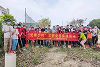 爱树护绿 共建绿色家园——AG集团(中国区)官方网站集团党支部参加大龙街道党委组织