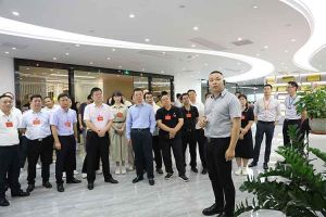 热烈欢迎广东省人大常委会2023年全国人大代表一行莅临AG集团(中国区)官方网站集